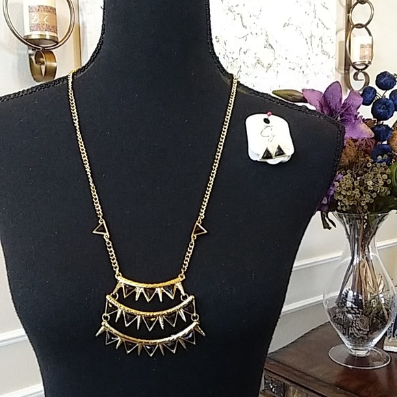 NWT Black And Gold Stament Necklace And Earrings Studs Jewelry Set. - Picture 15 of 17